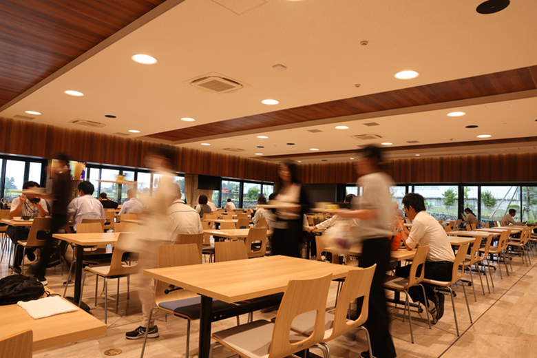 立山科学㈱Atrium 食堂カフェ